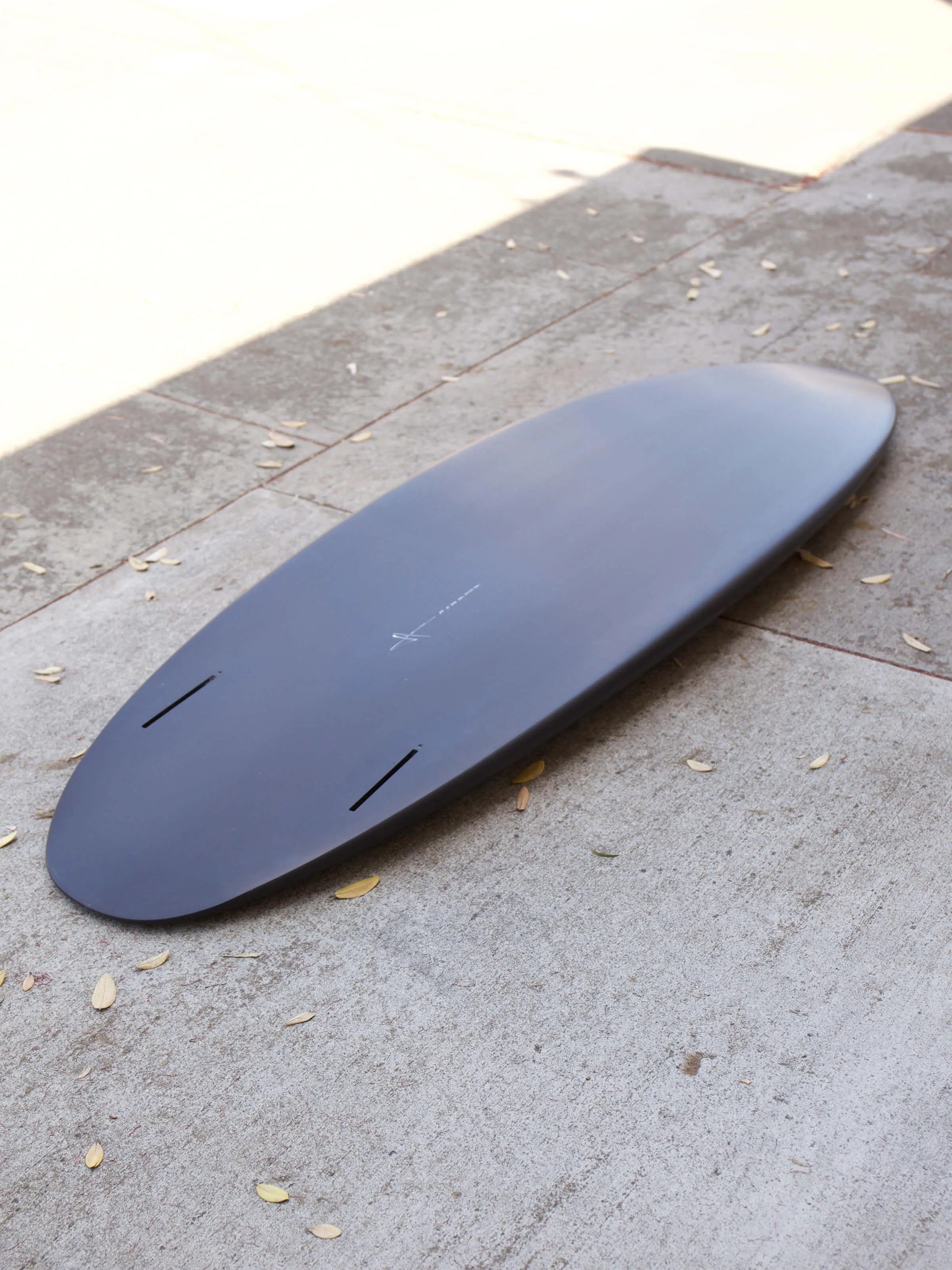 Son of Cobra surfboard dimensions: 5'6 Round Keel