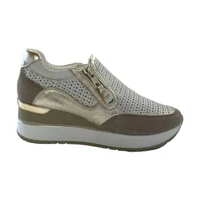 Beige Slip-On Sneakers Cinzia Soft IV2521476G