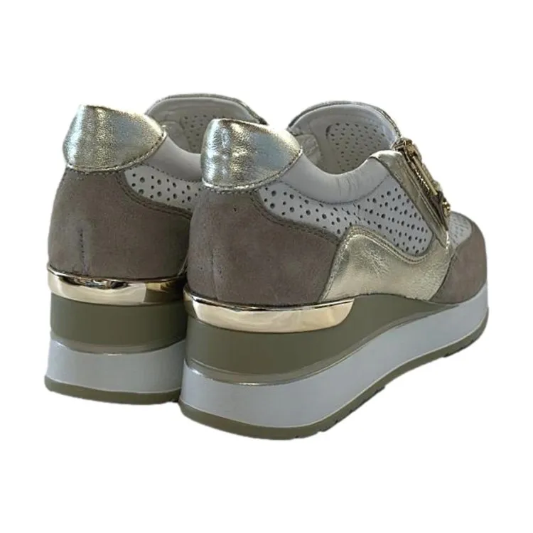 Beige Slip-On Sneakers Cinzia Soft IV2521476G