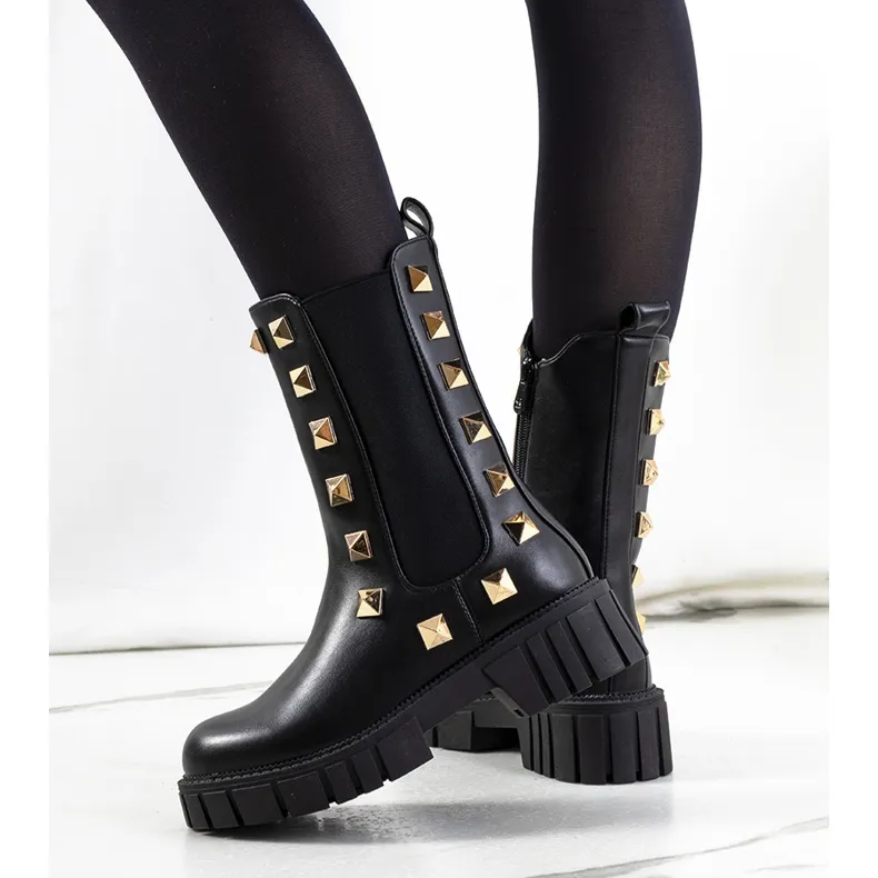 Pinhais black boots