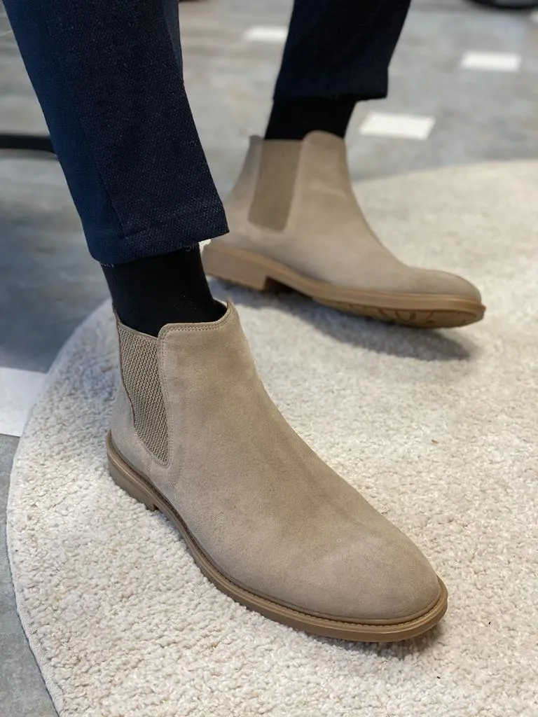 Bojoni Lorentti Beige Suede Chelsea Boots