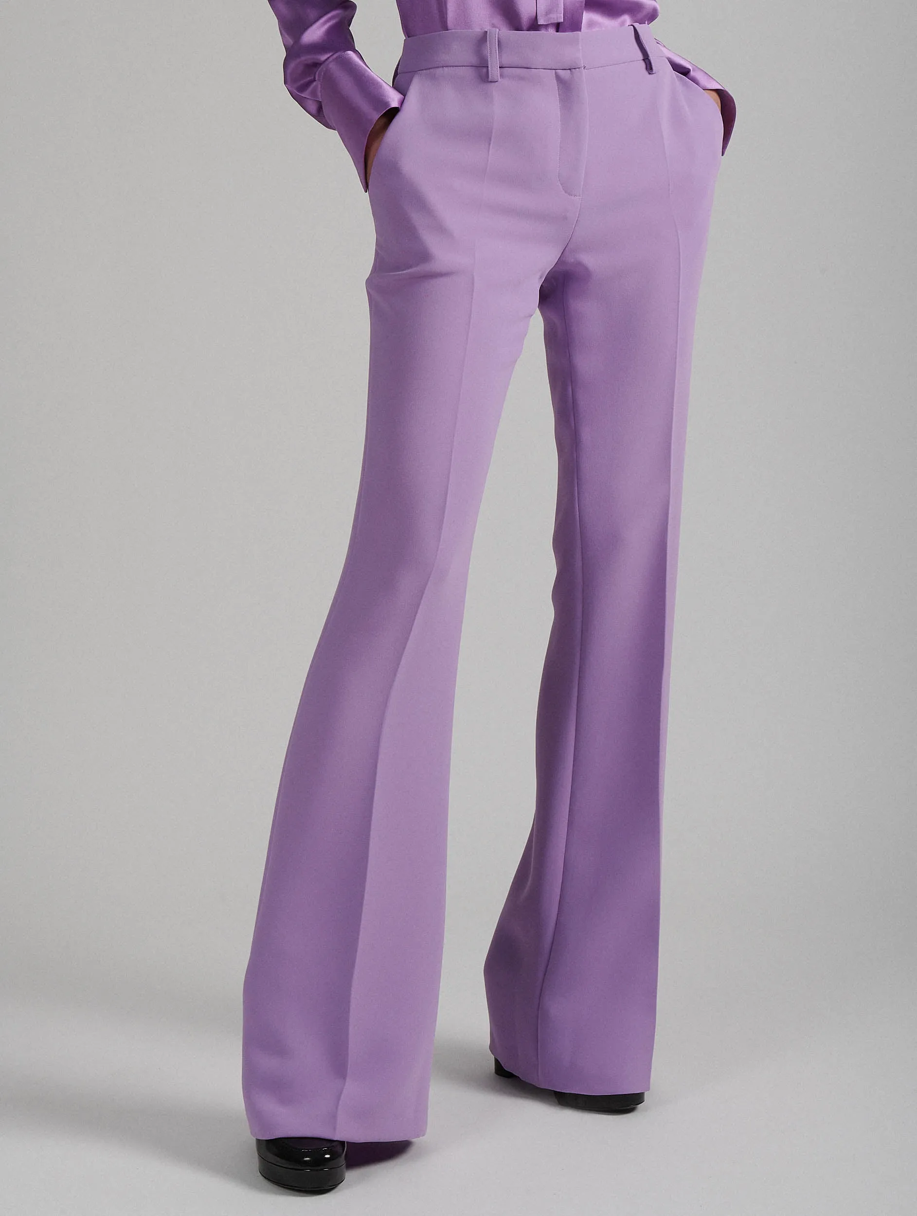 Bootleg trousers in lilac crepe