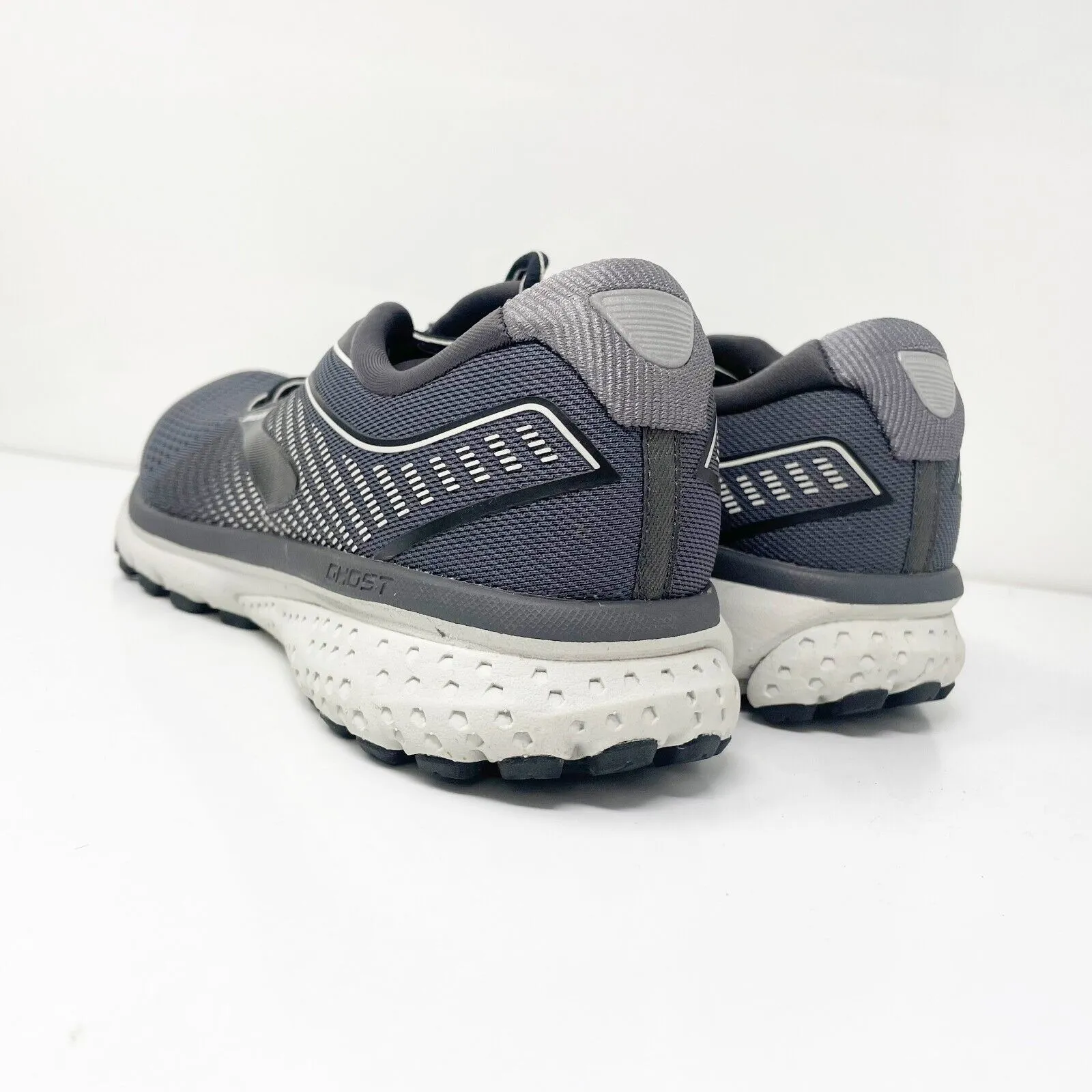 Brooks Mens Ghost 12 1103161D075 Gray Running Shoes Sneakers Size 9 D