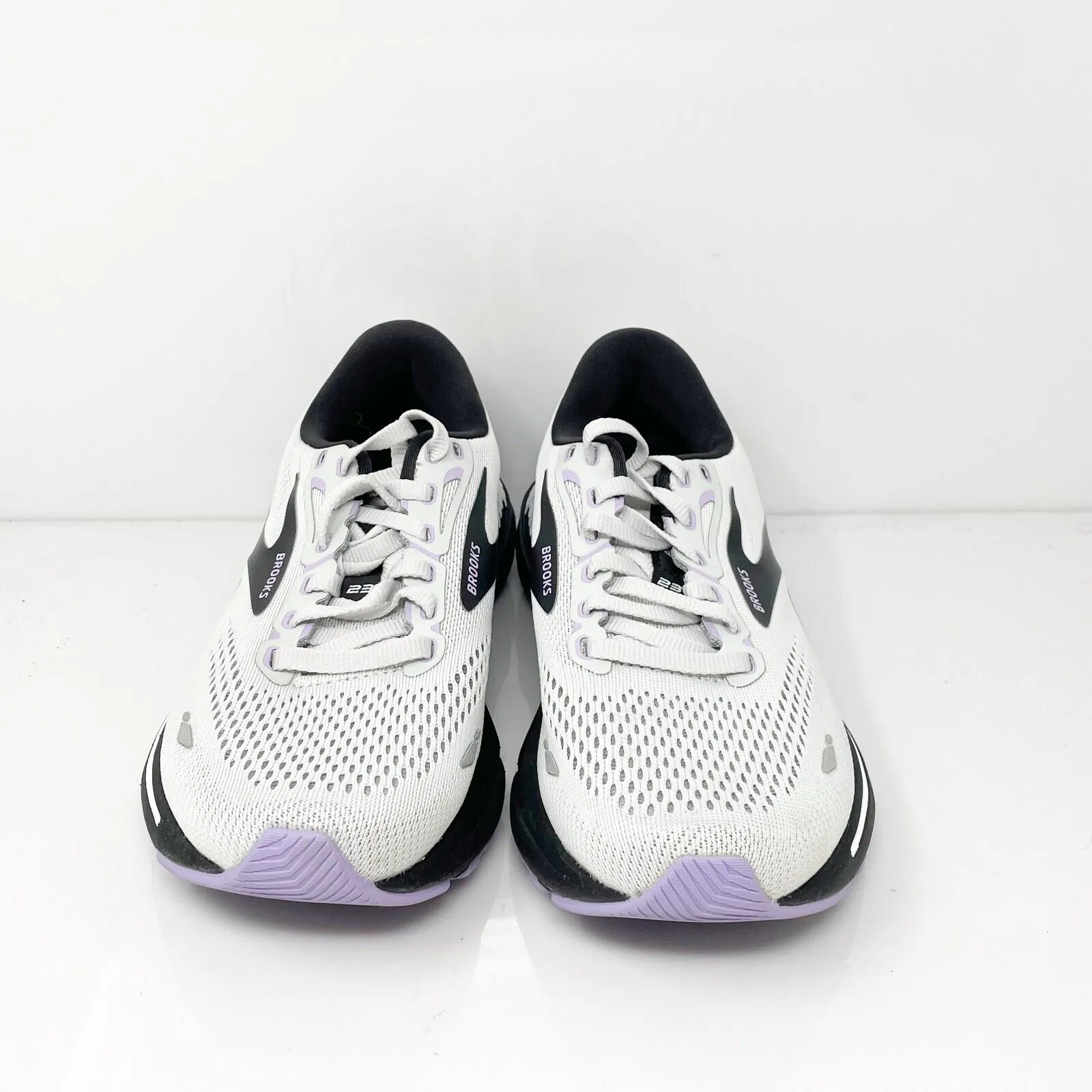 Brooks Womens Adrenaline GTS 23 1203811B039 Gray Running Shoes Sneakers Size 7 B