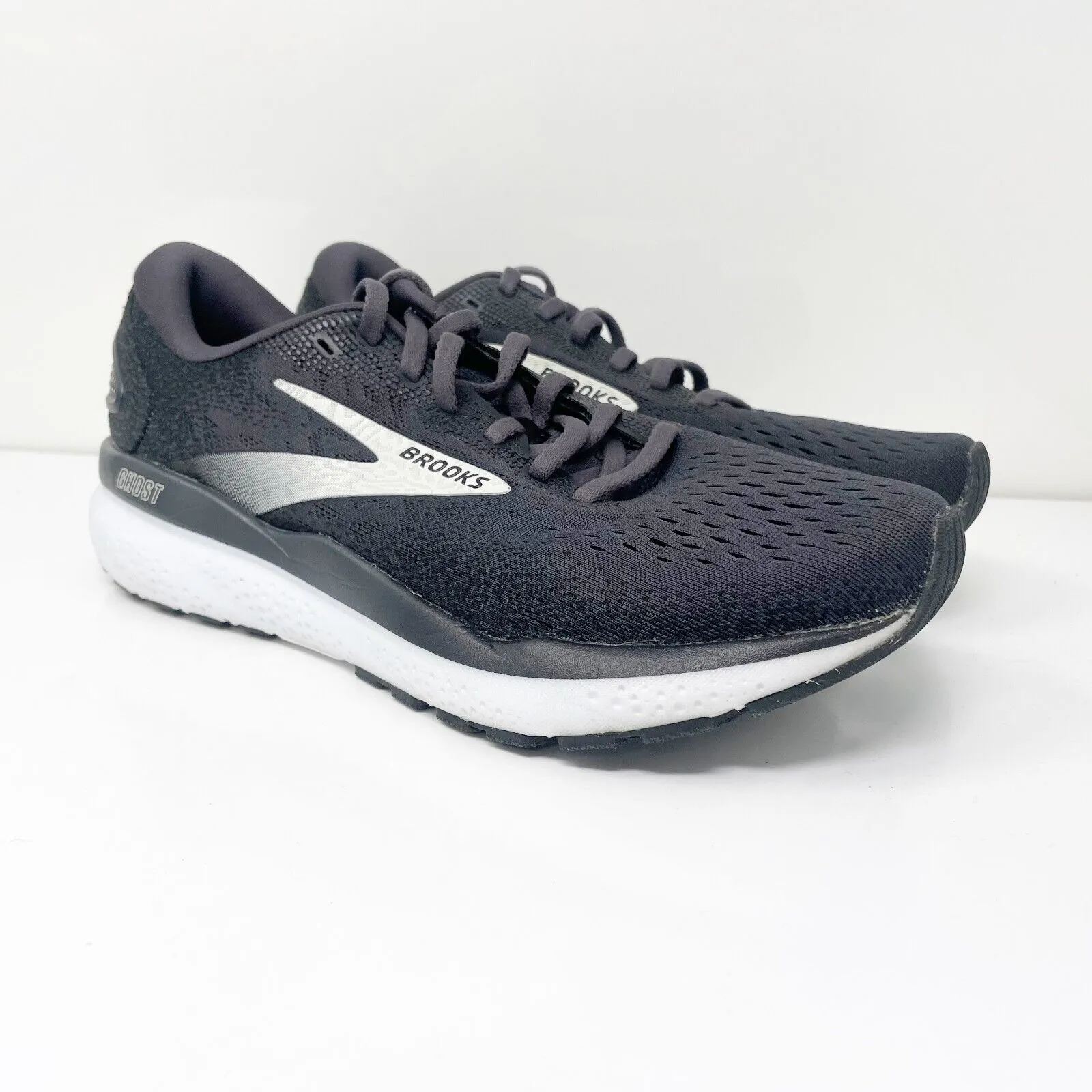 Brooks Womens Ghost 16 1204071B090 Black Running Shoes Sneakers Size 9 B