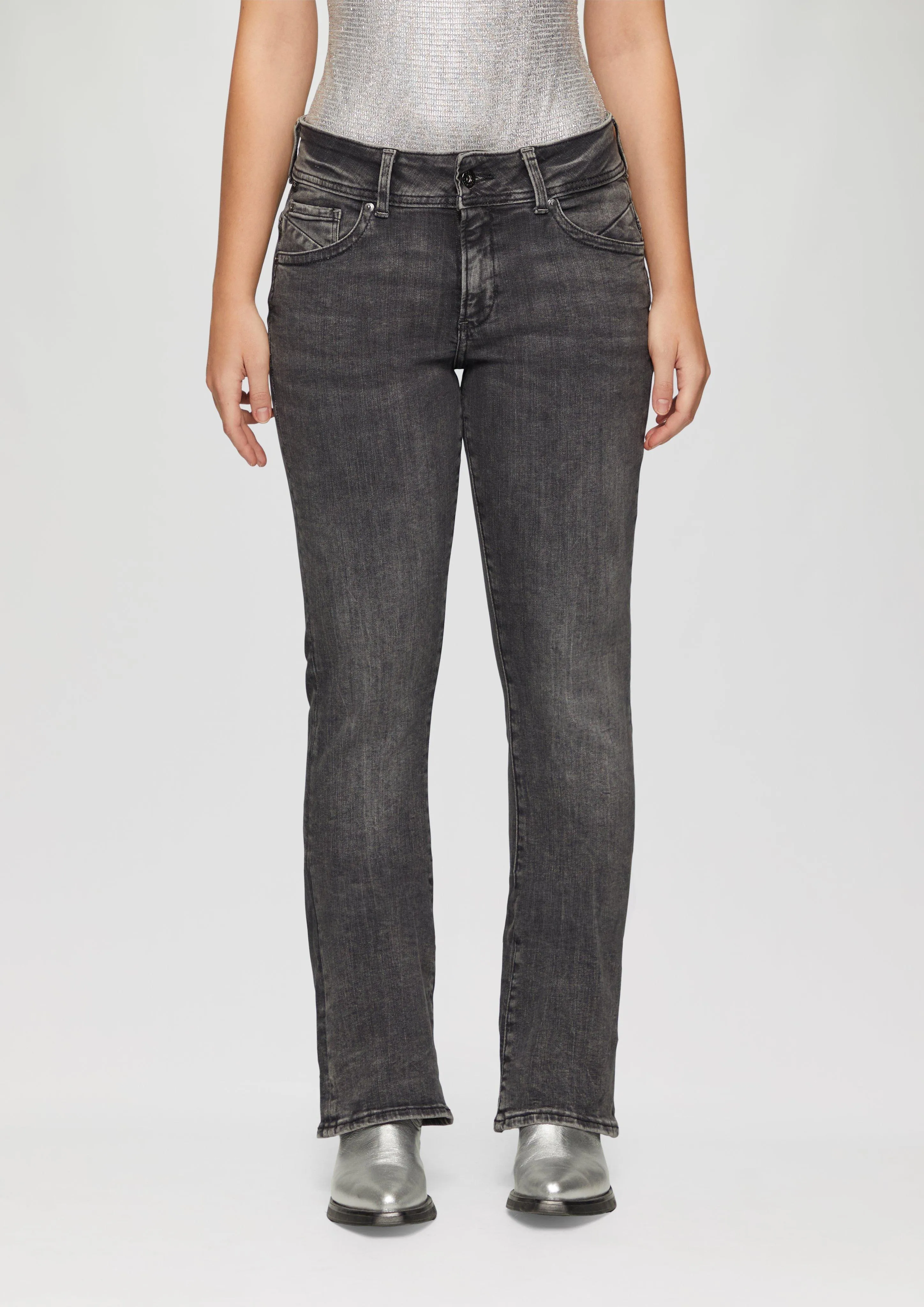 Catie jeans / slim fit / mid rise / bootcut leg