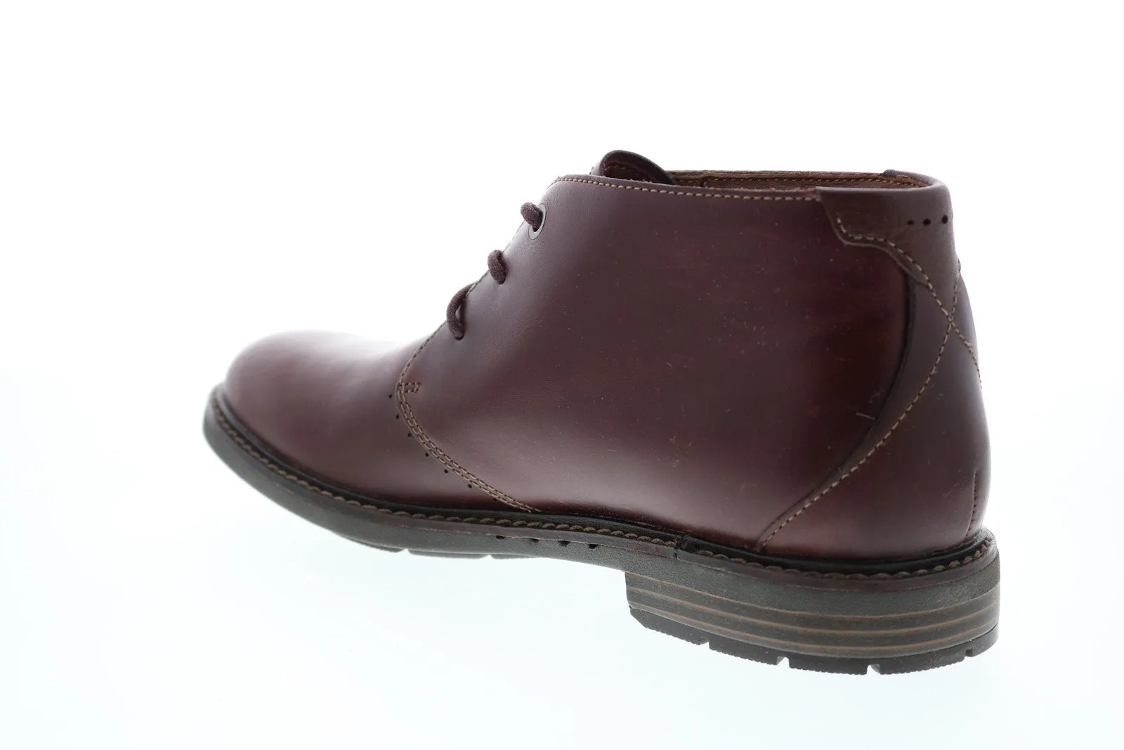 Clarks Men's Burgundy Leather Lace Up Chukka Boots - Unelott Mid