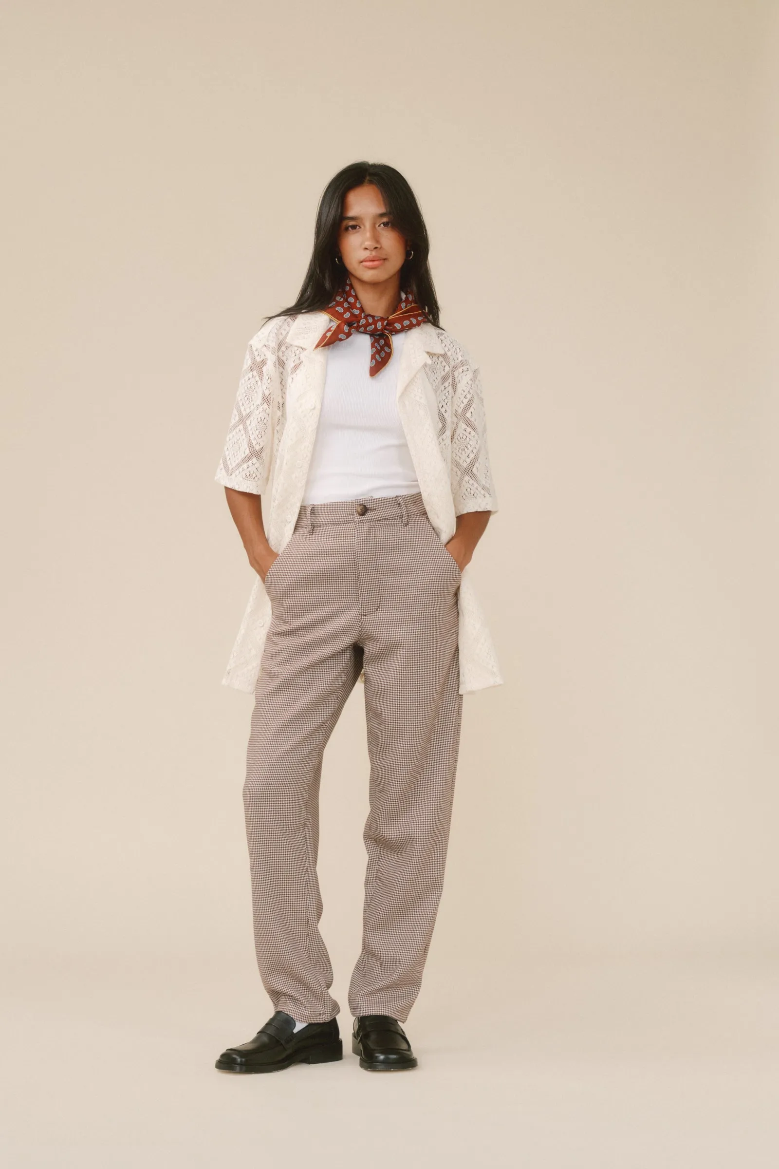 DOGTOOTH WOVEN CROPPED TROUSERS - LATTE