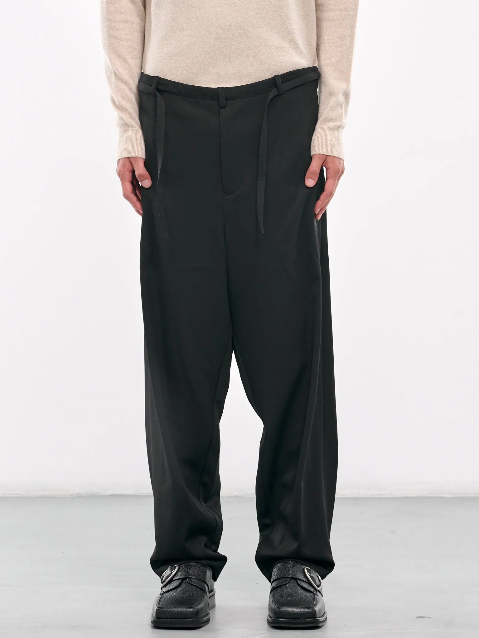 Drawstring Trousers (S24AW09PT-W-BLACK)