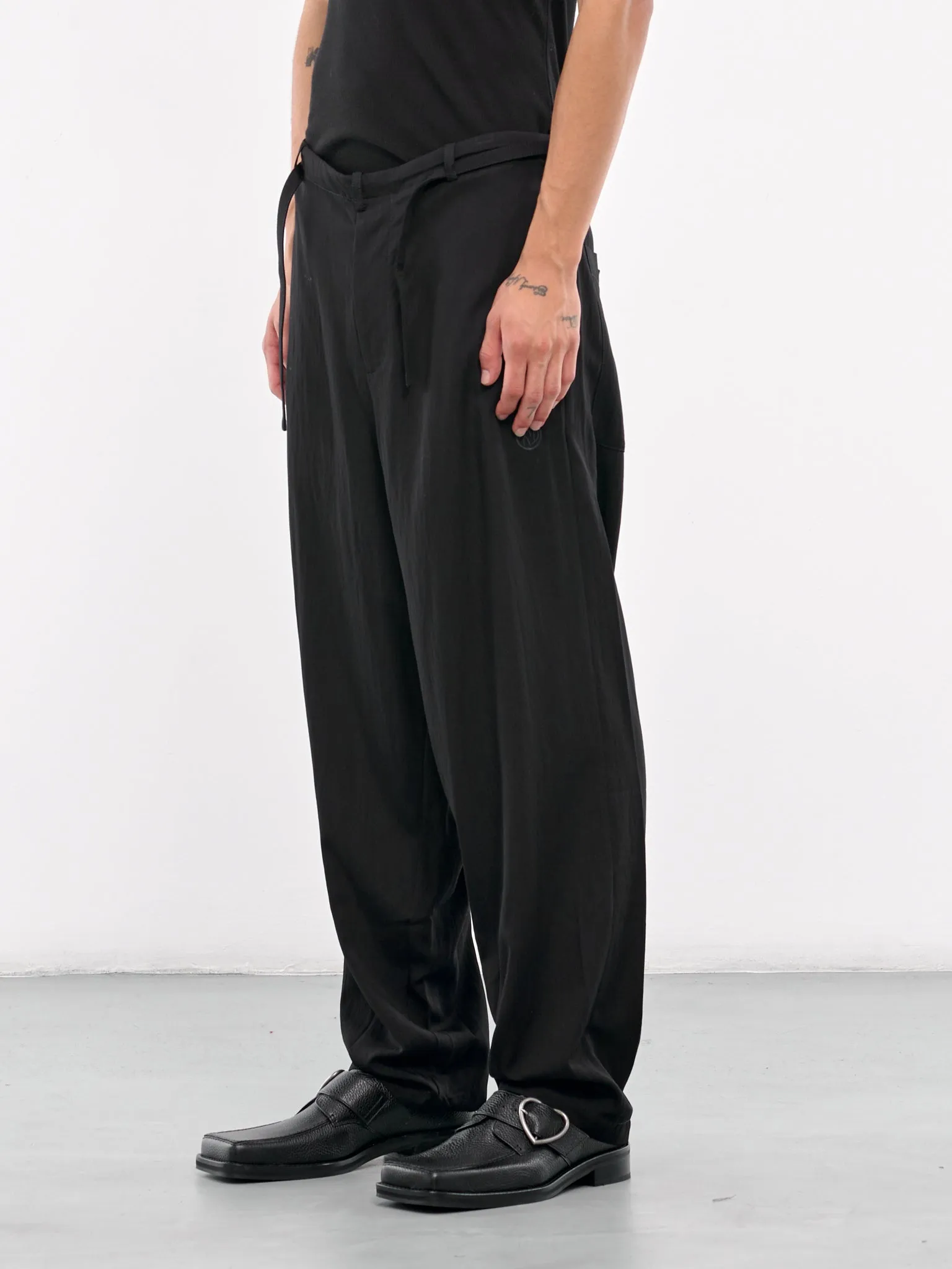 Drawstring Trousers (S24W09PT-R-BLACK)