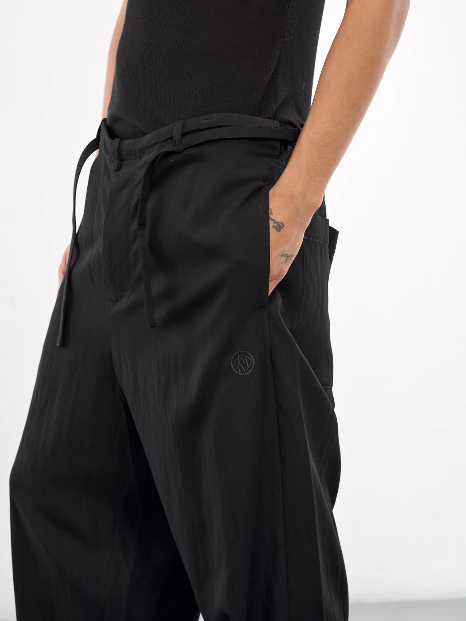 Drawstring Trousers (S24W09PT-R-BLACK)