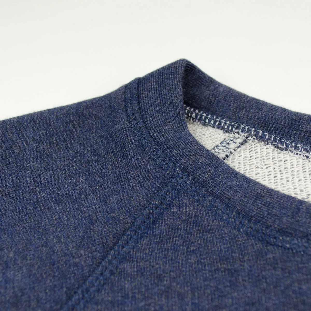 Ecole de Pensée Navy Easy Sweatshirt