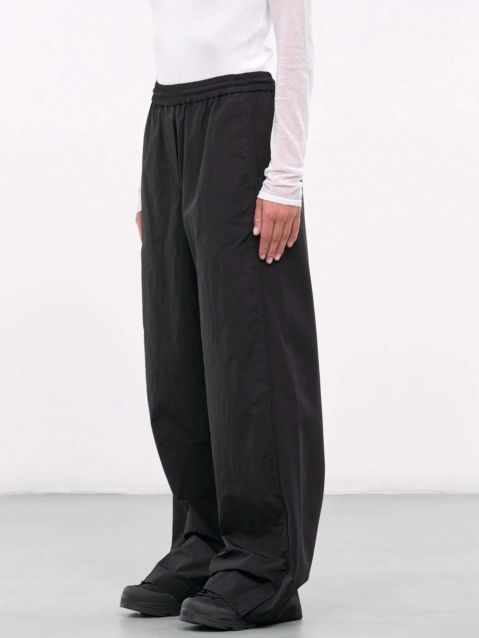 Elasticated Trousers (JW4821W04-BLACK)