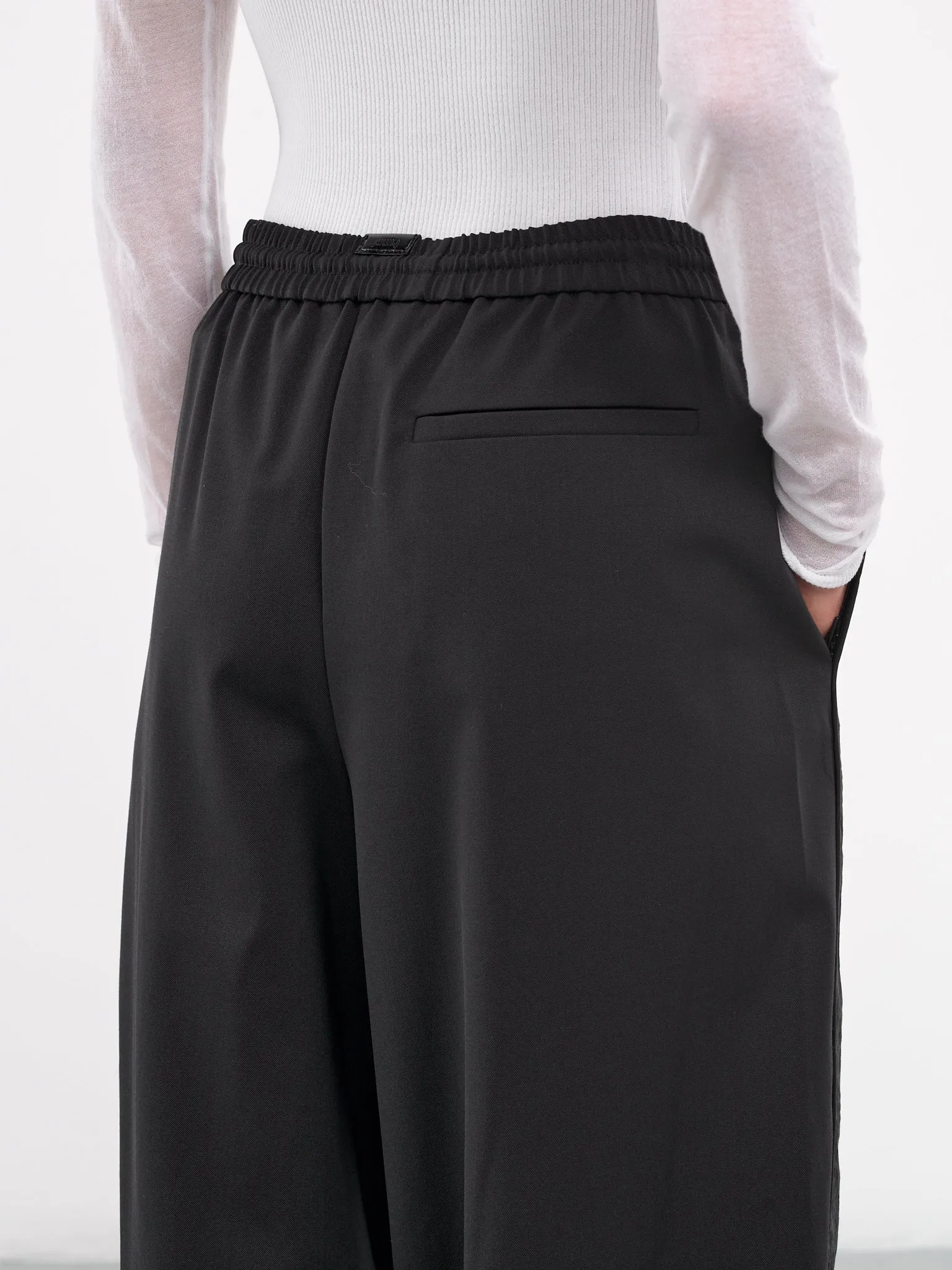 Elasticated Trousers (JW4821W04-BLACK)