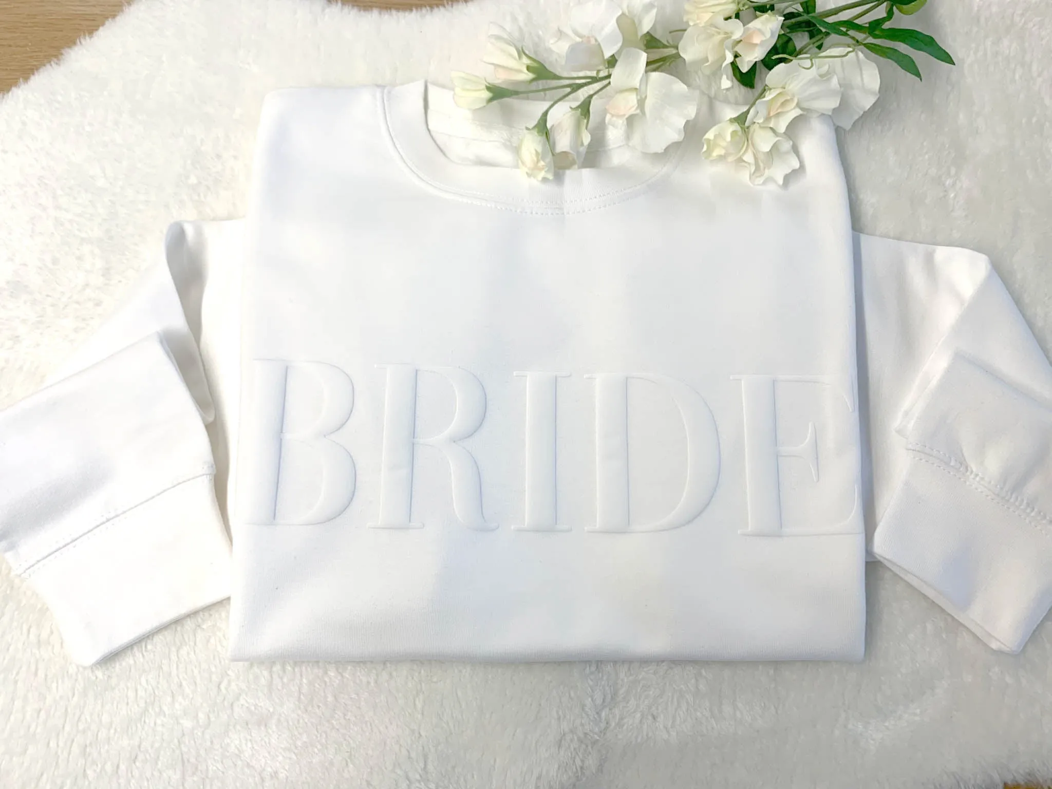 Embossed Bride Sweatshirt, Bride Groom Jumper, Wifey Hubby Sweatshirt, Mr and Mrs Matching Jumpers Wedding Gift, Anniversary Gif