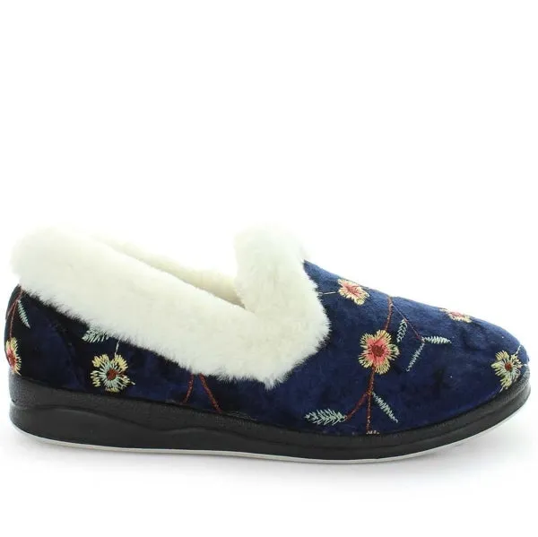 Panda Emille Trim Slipper