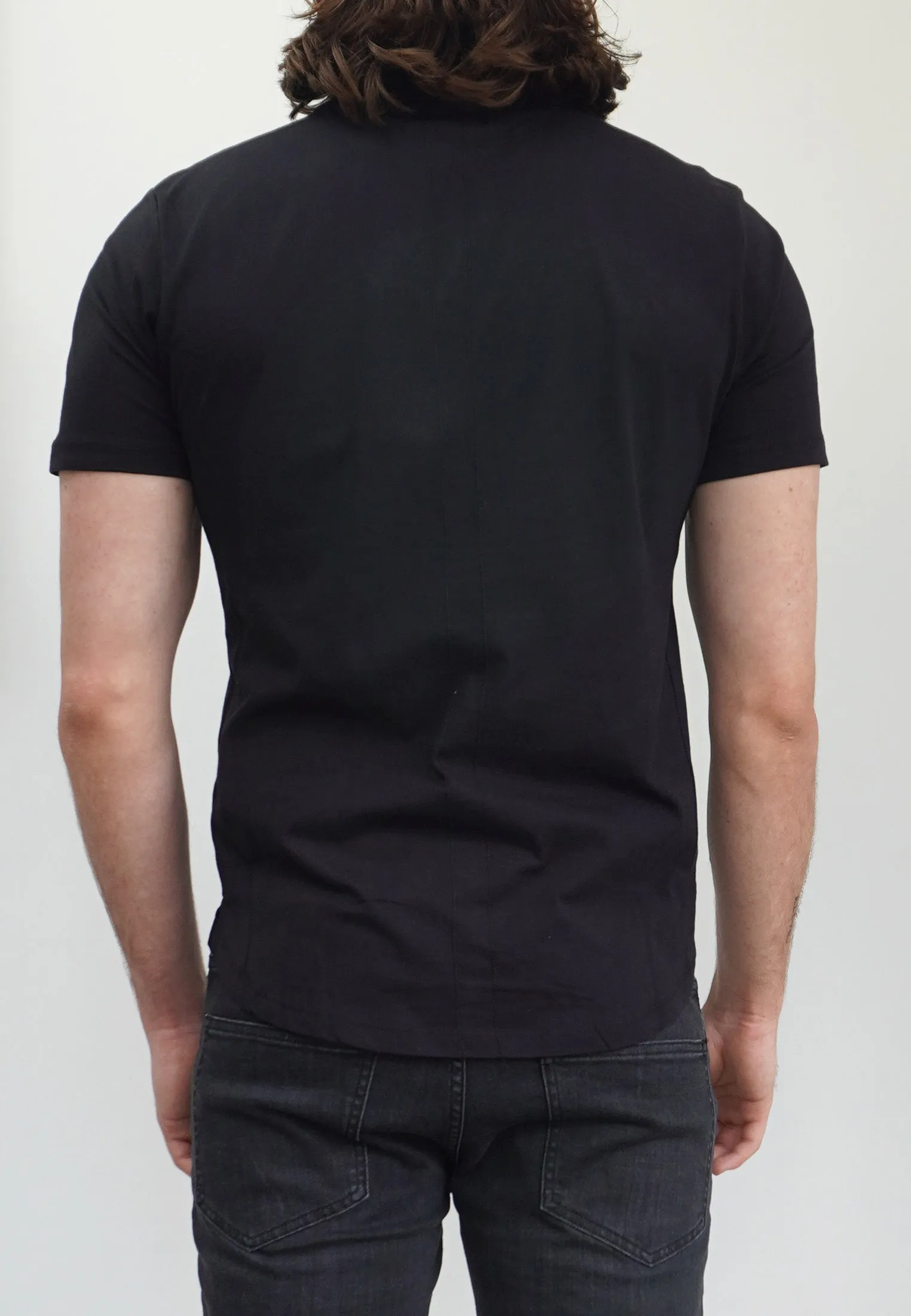 ESSENTIAL CURVED HEM BLACK POLO SHIRT