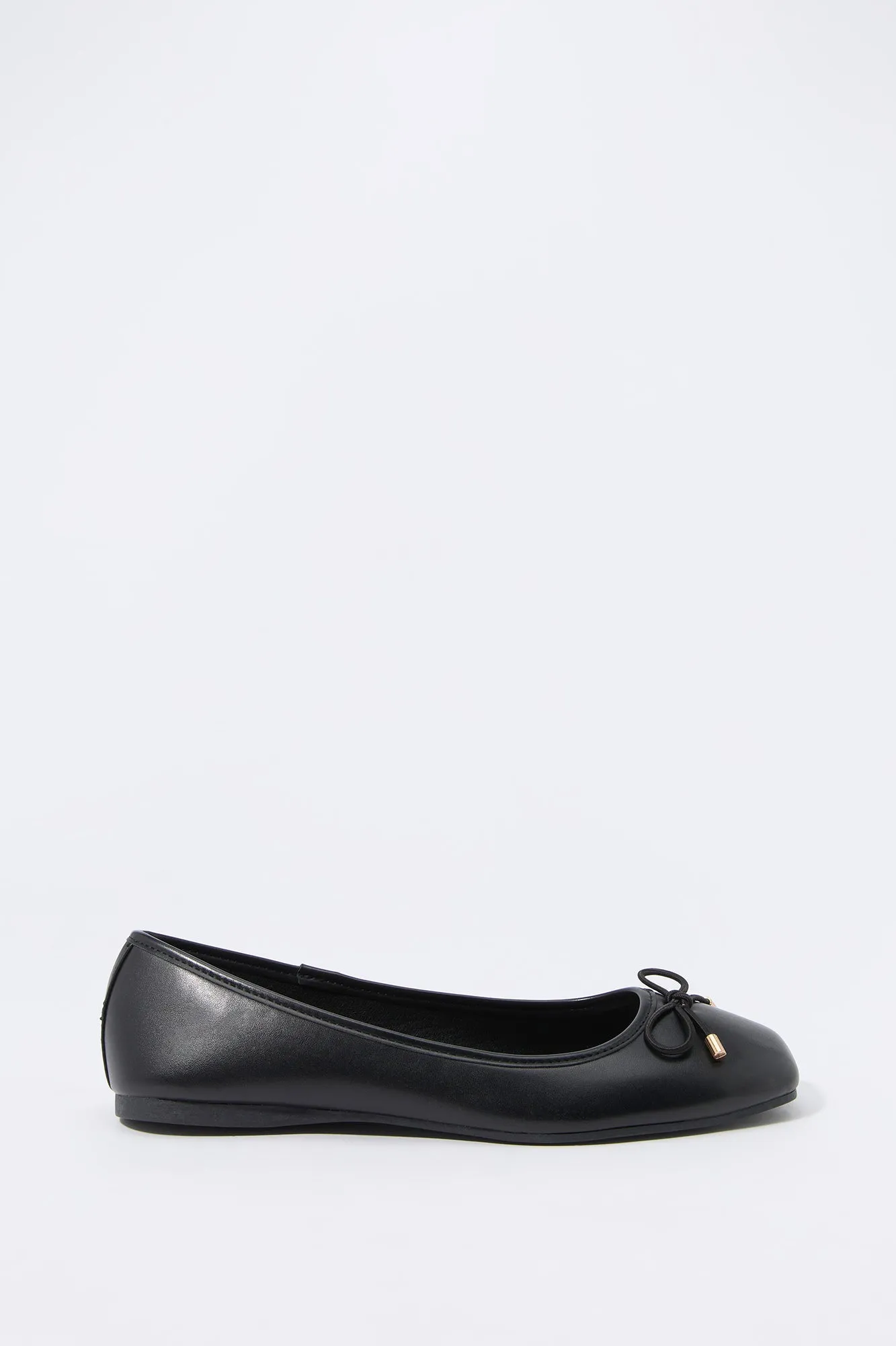 Faux leather ballet flats with buckles.