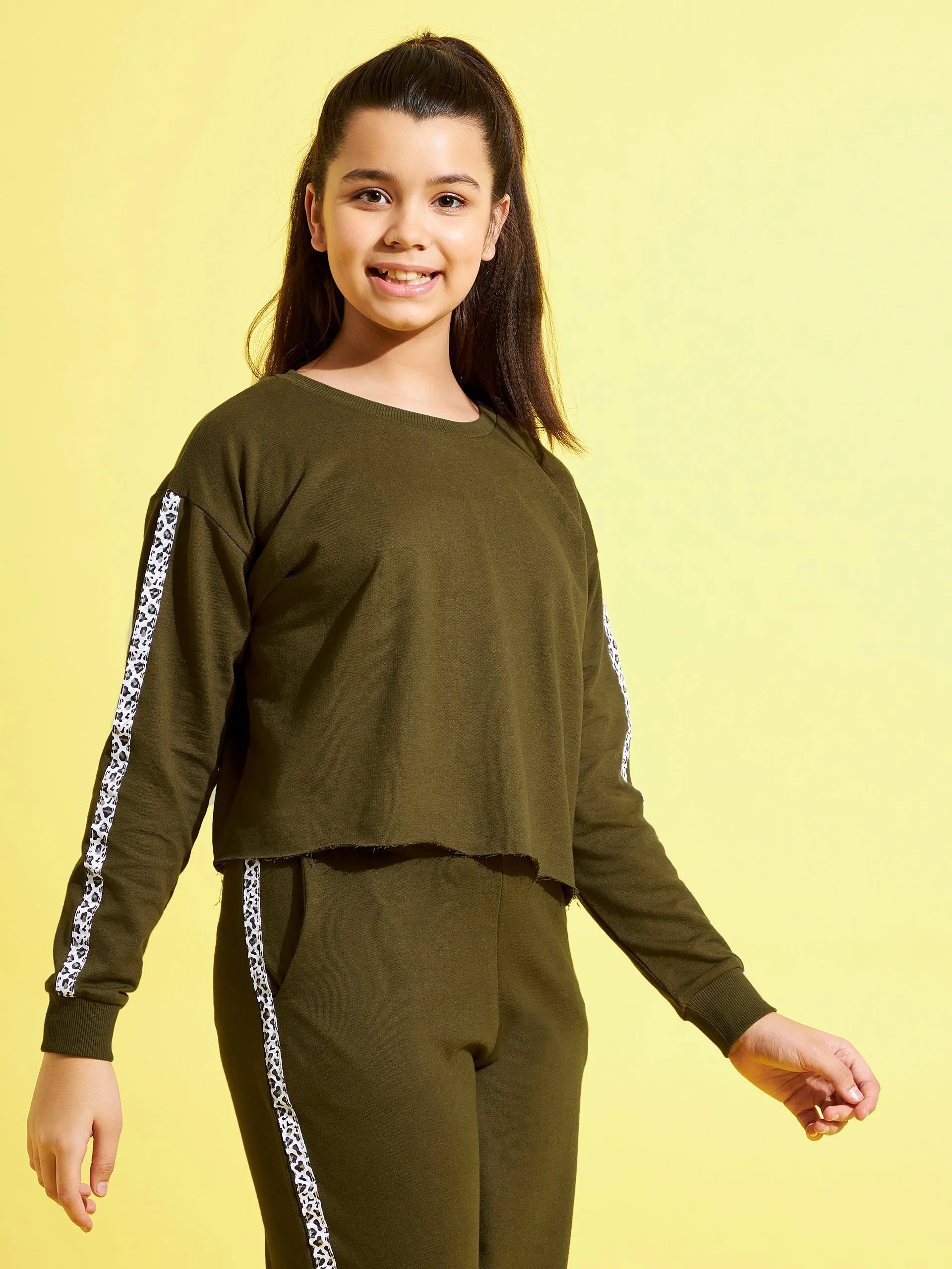 Girls Olive Terry Shoulder Tape Crop Sweatshirt