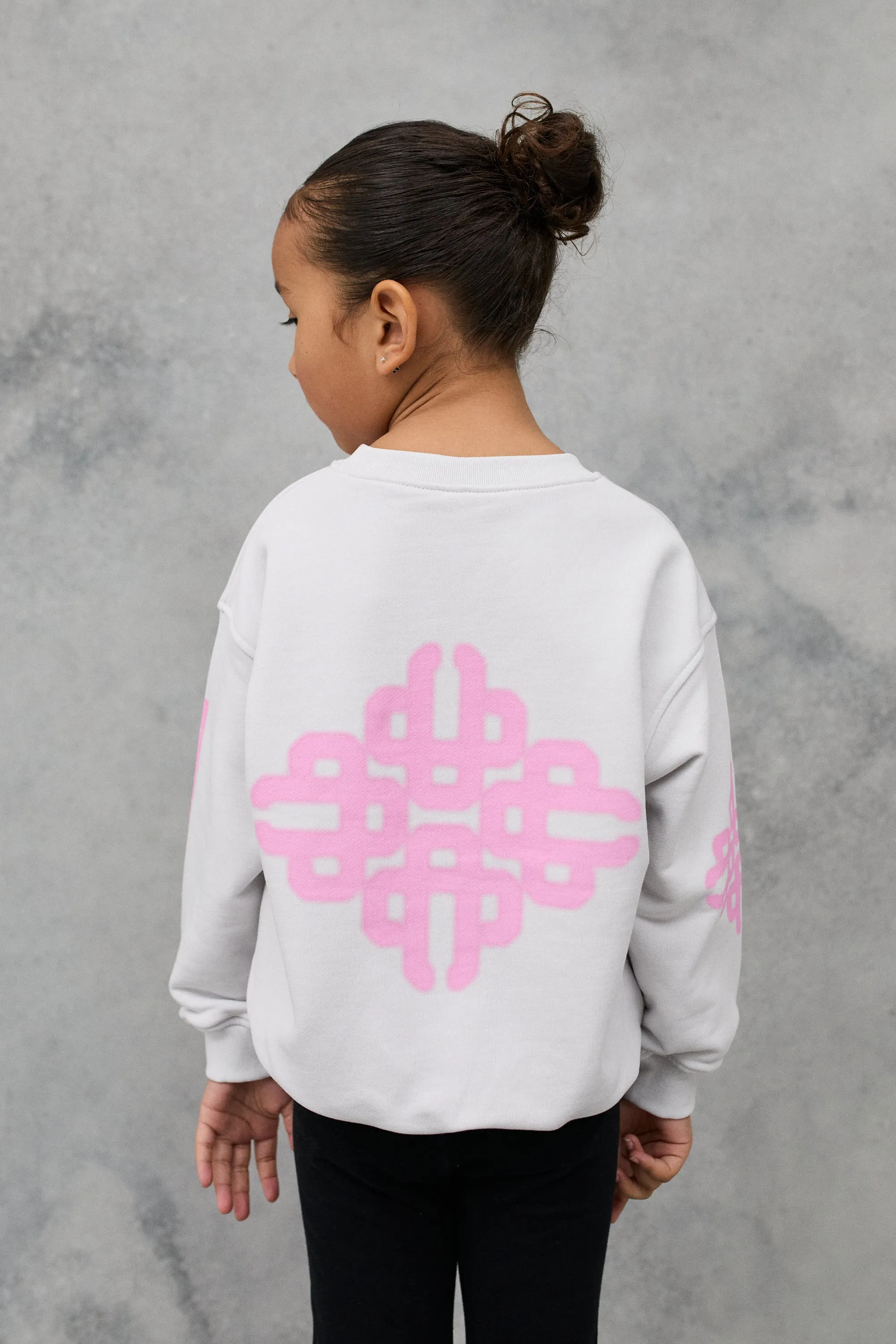 KIDS BLURRED GRAPHIC EMBLEM SWEATSHIRT - OFF WHITE/PINK