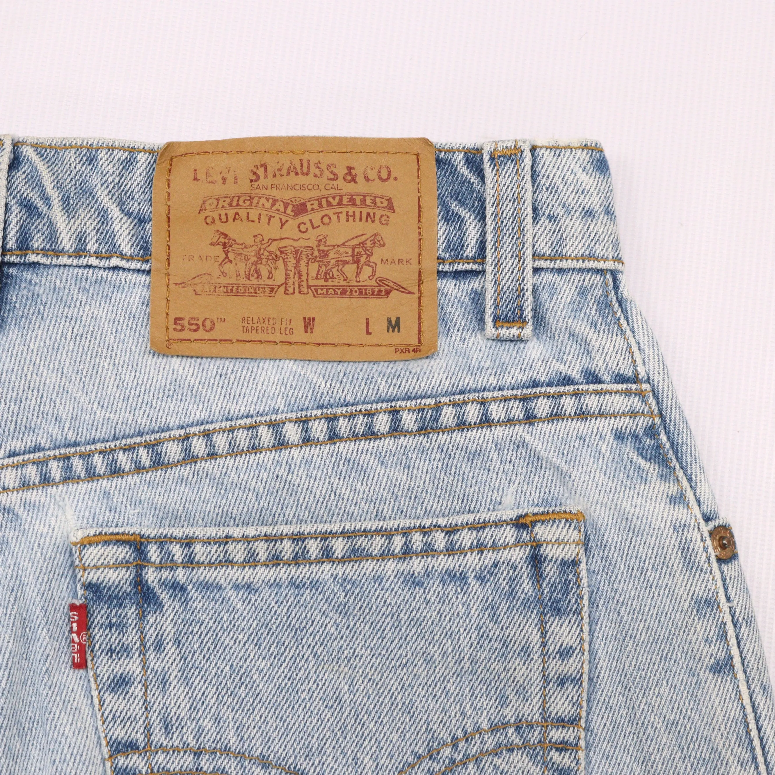 Levi's 550 Light Blue Jeans