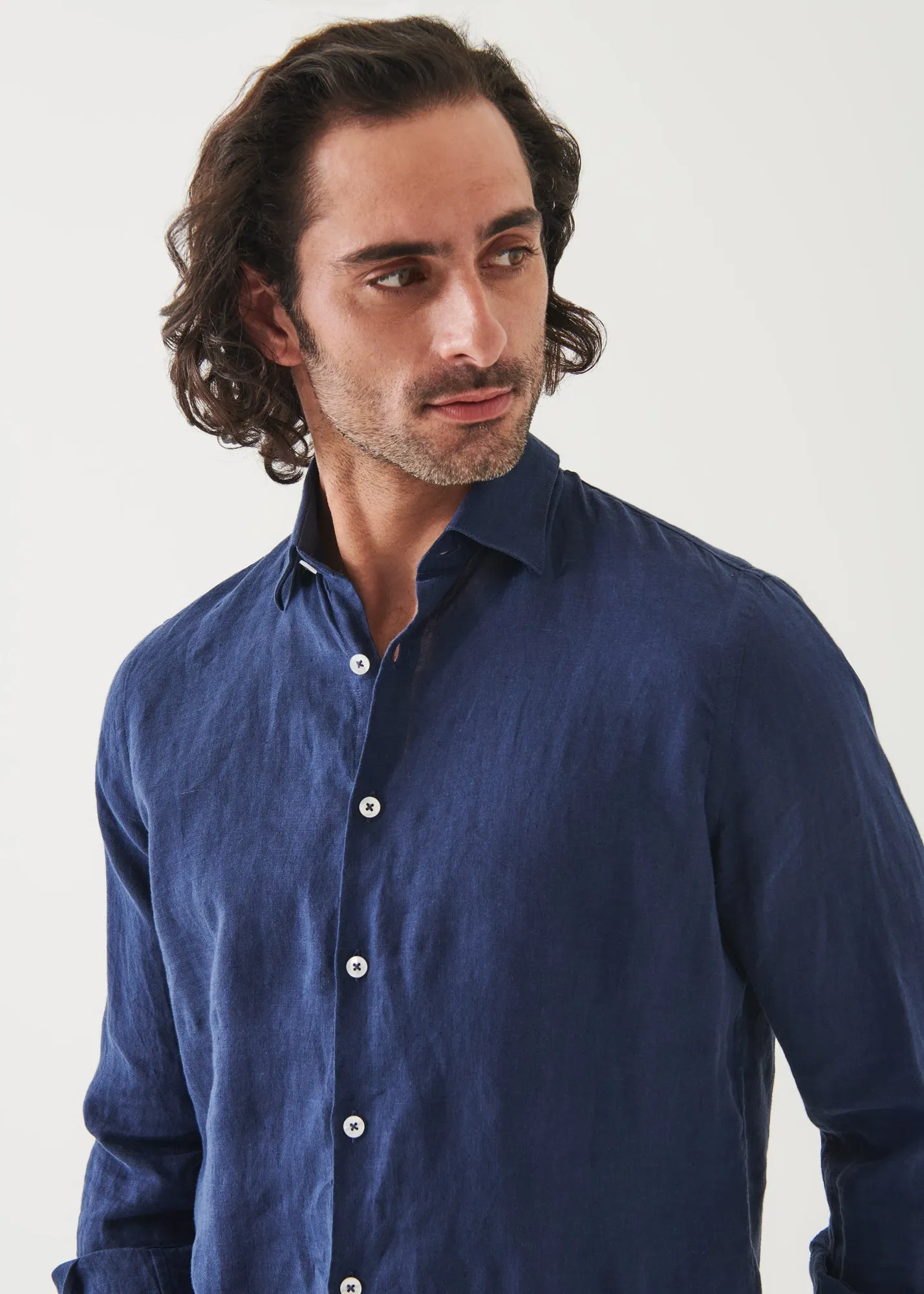 LINEN CHAMBRAY SHIRT