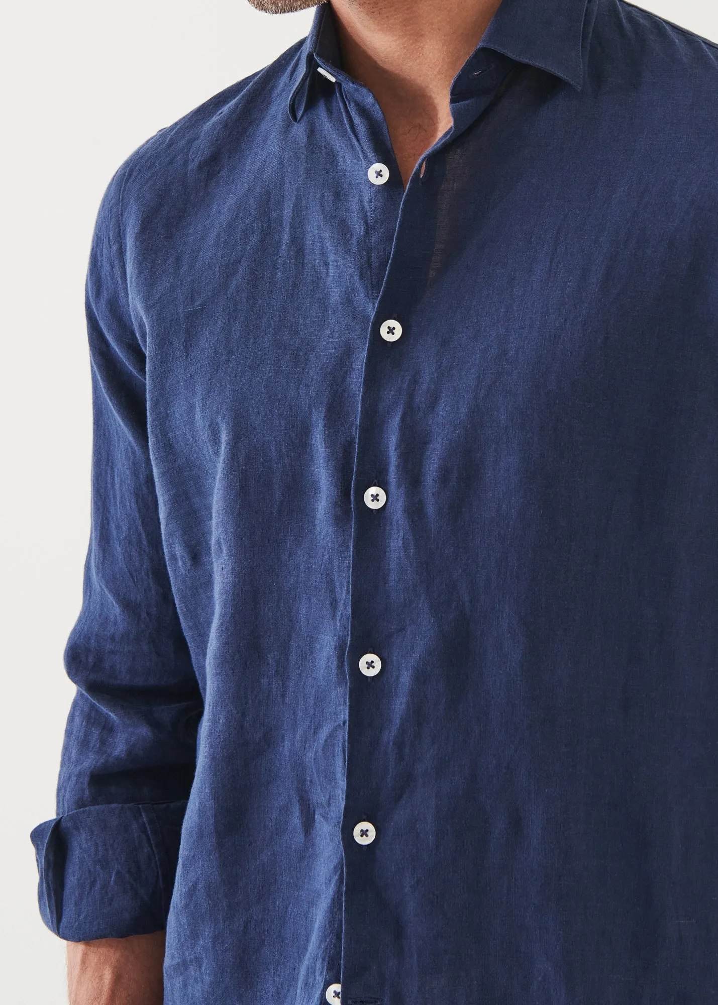 LINEN CHAMBRAY SHIRT