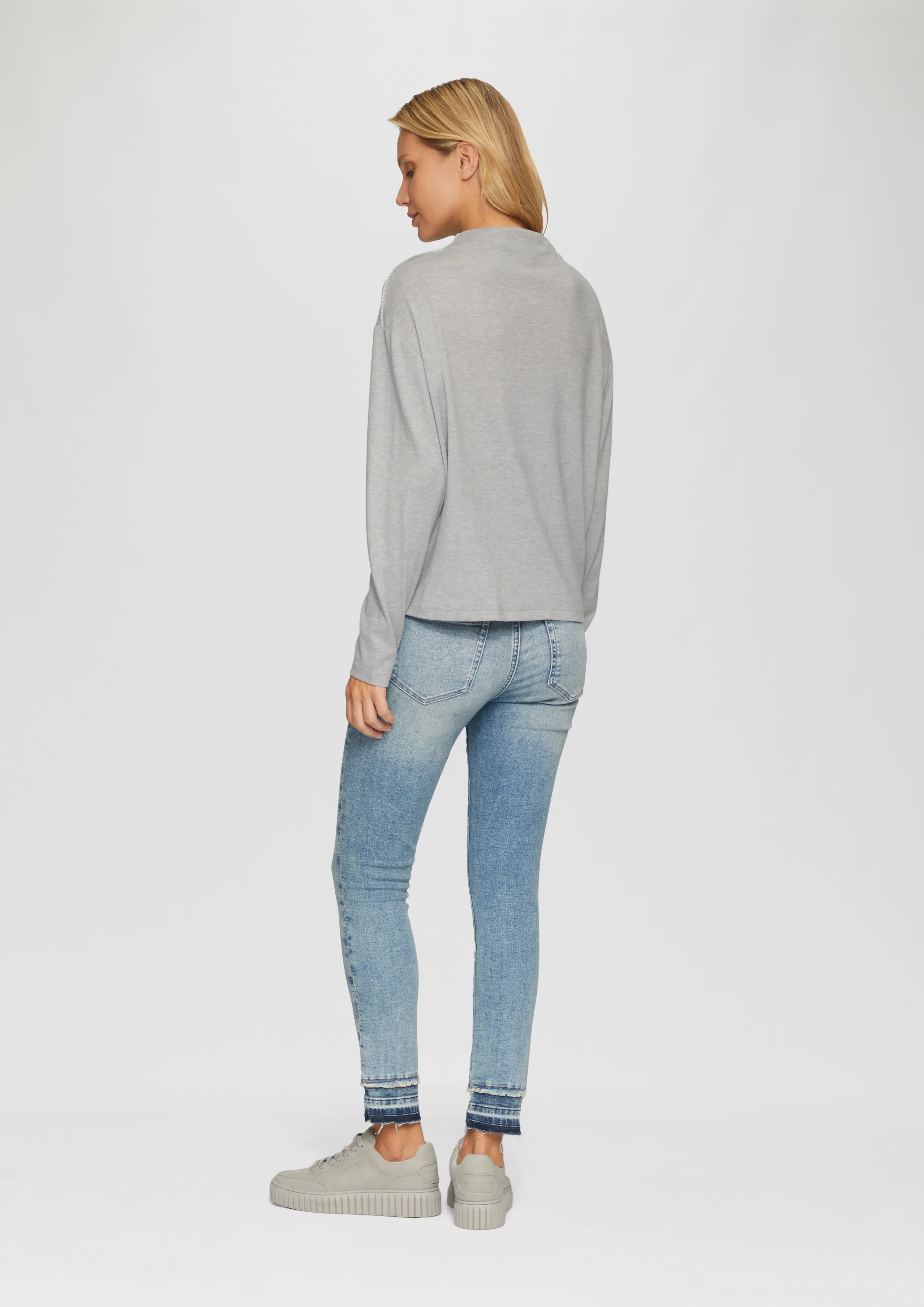 Long sleeve top made of brushed knit jersey