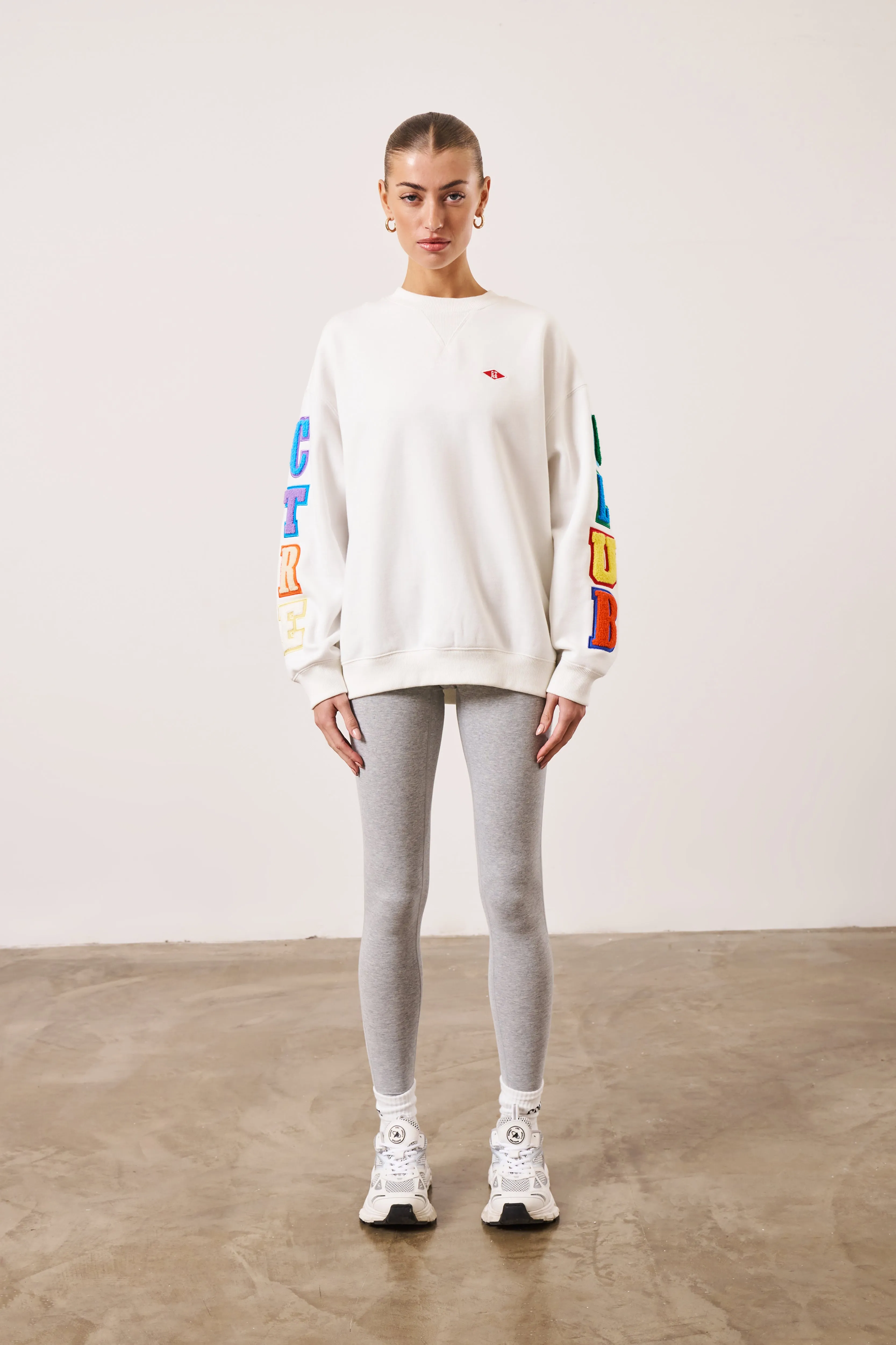 MULTIBADGE CHENILLE RELAXED SWEATSHIRT - OFF WHITE