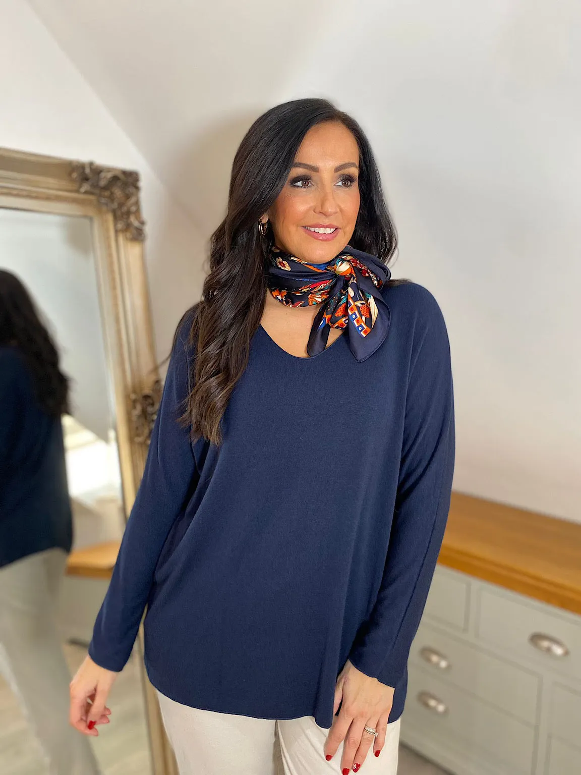 Navy V-Neck Knit Top Bea