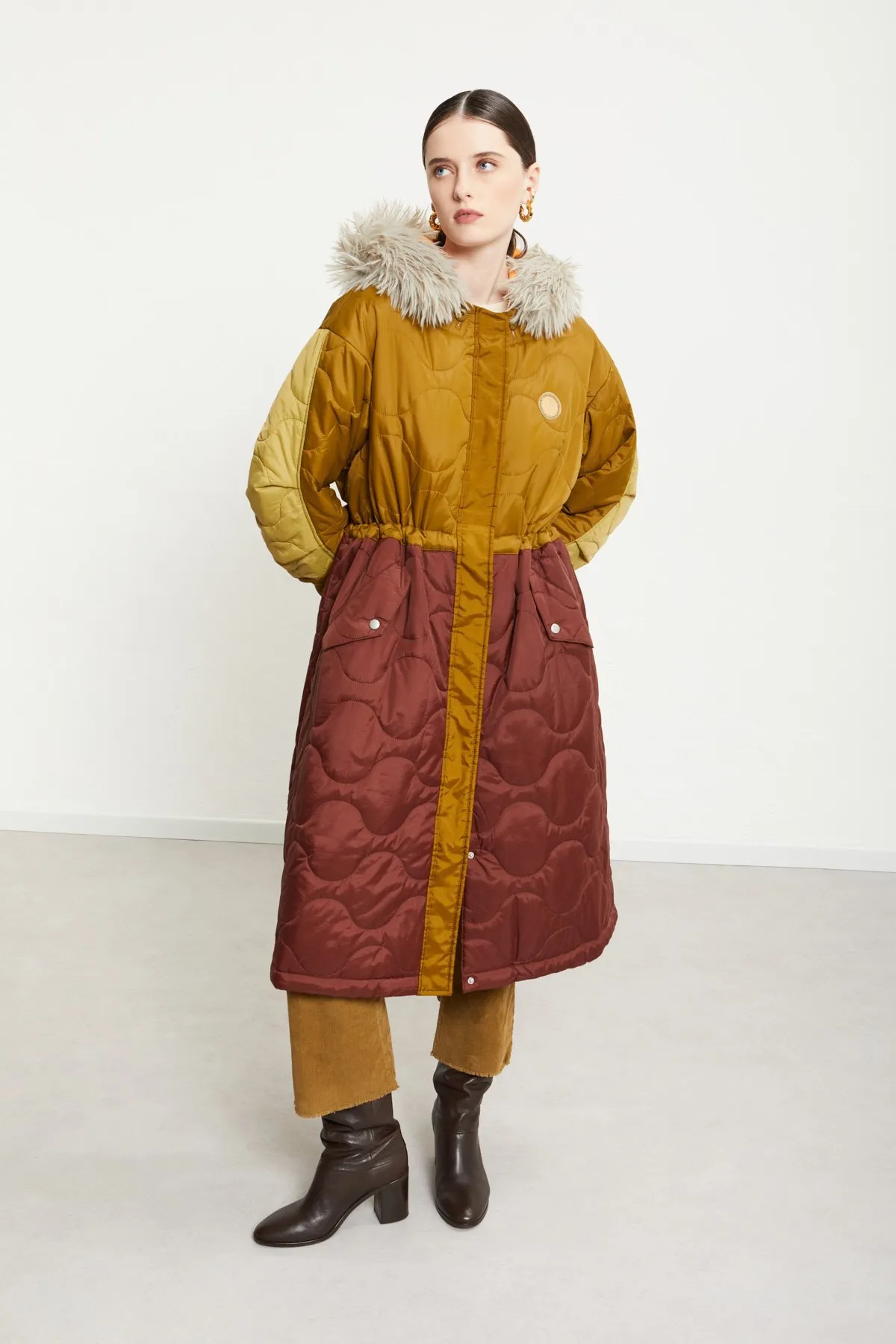 Puffer long jacket with hood