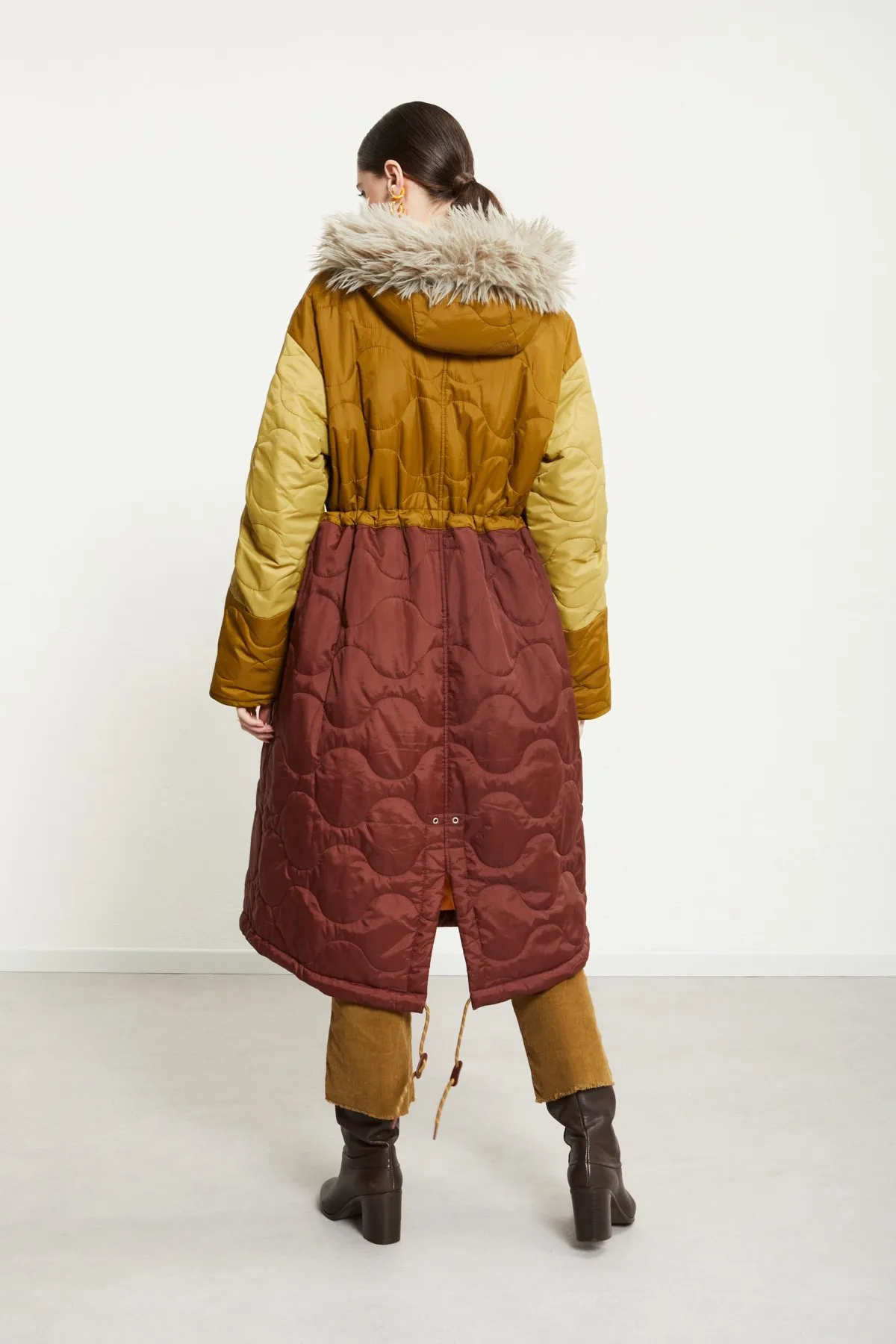 Puffer long jacket with hood