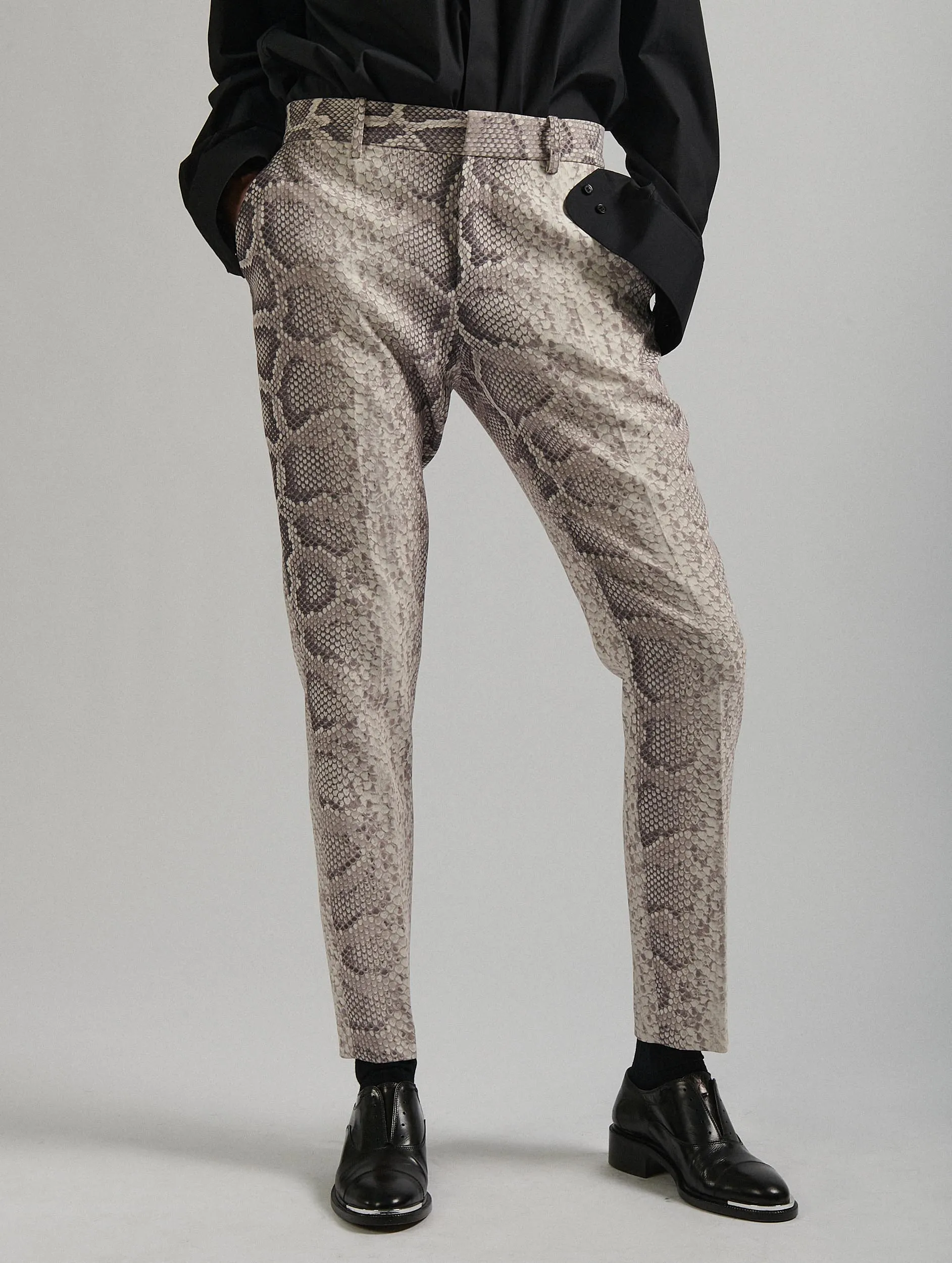 Python print crepe roxy trousers