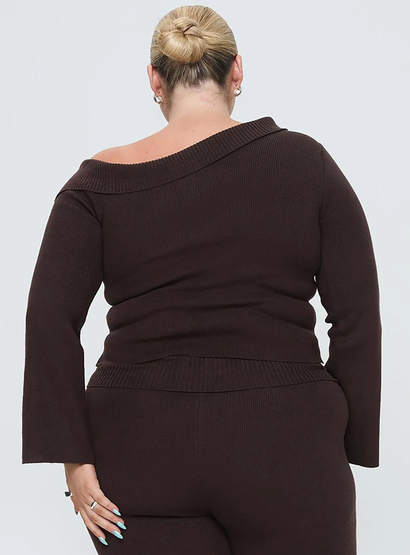 Chocolate Curve Sina Off-The-Shoulder Top