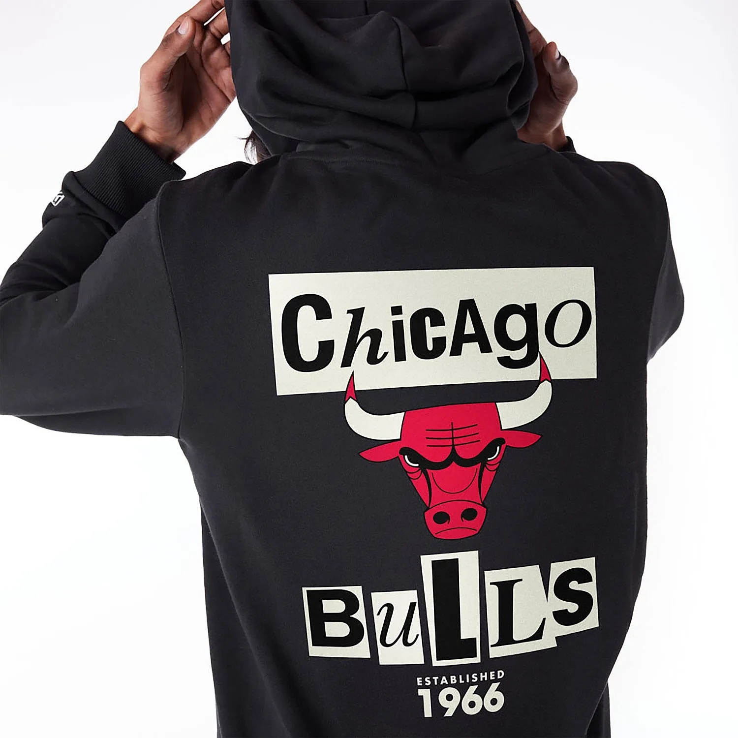 sweatshirt New Era Newspaper Graphic Hoodie NBA Chicago Bulls - Black/Faded Red - men´s