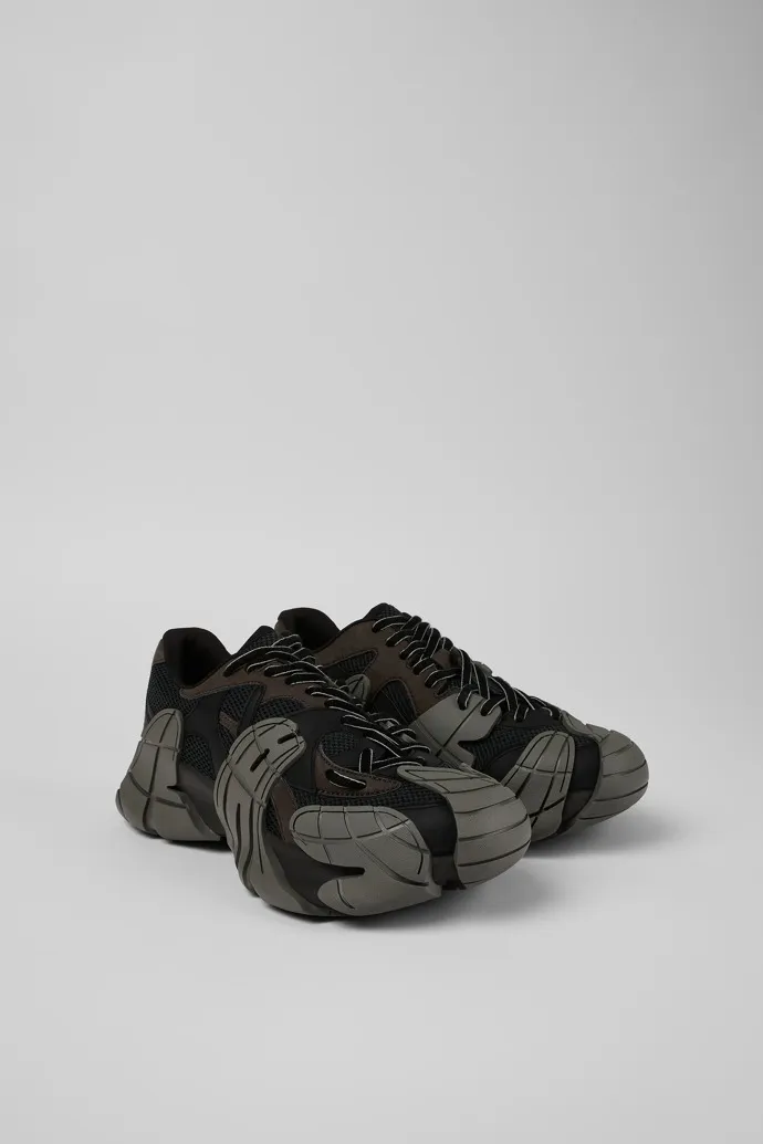 Tormenta Black and gray sneakers