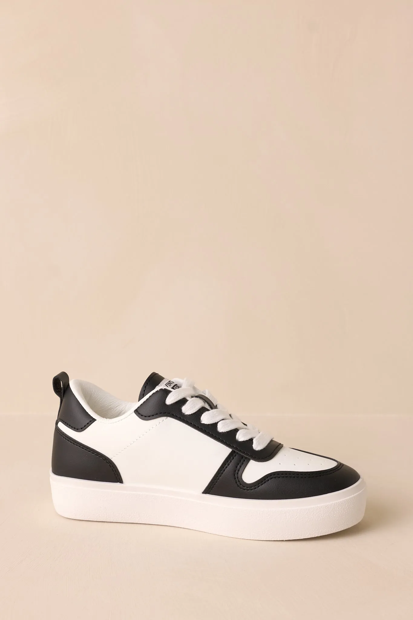 Vintage Havana Aura Black Sneakers