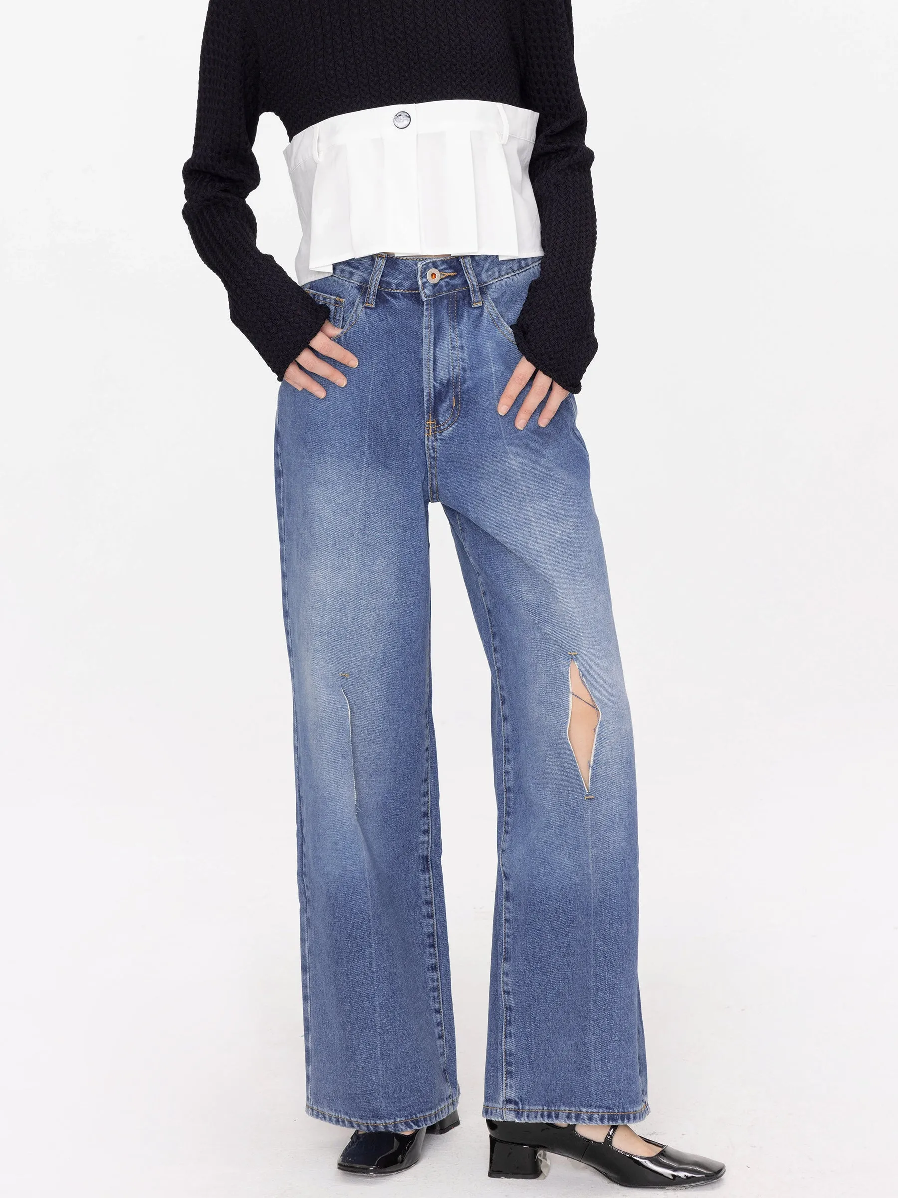 Wide Leg Jeans with Single Pleat