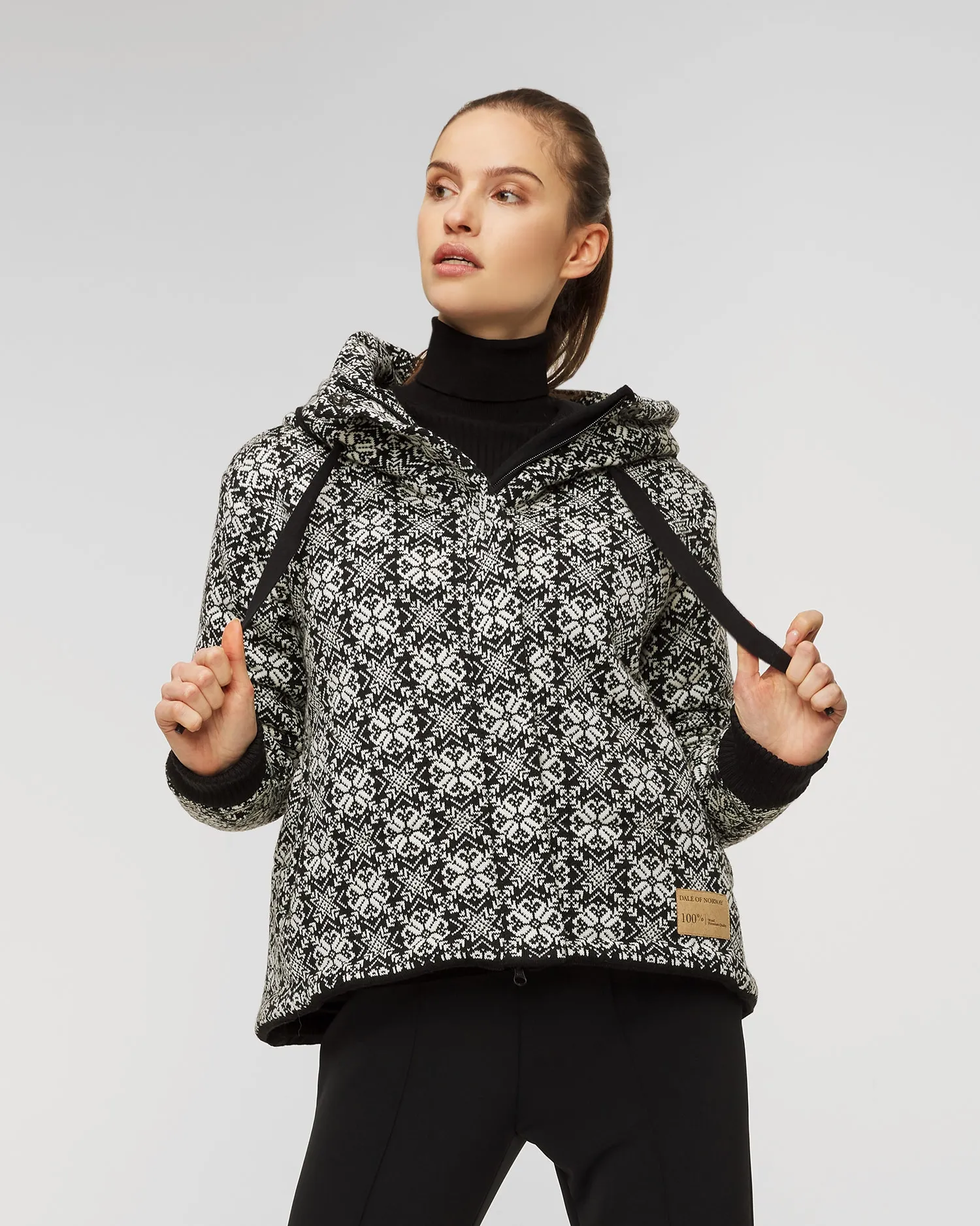 Woolen sweatshirt DALE OF NORWAY FIRDA QUILTED 85301-blackoffwhite